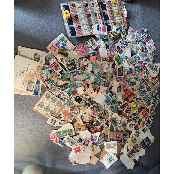 Vintage Postage Stamp Collection - Picture 14 of 15